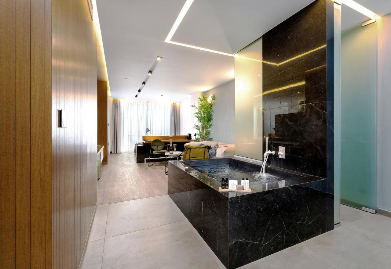 Dyo Suites 罗希姆诺 外观 照片