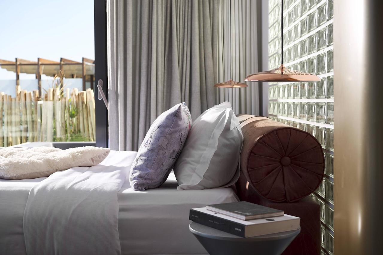 Dyo Suites 罗希姆诺 外观 照片