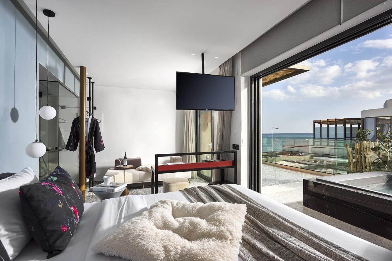 Dyo Suites 罗希姆诺 外观 照片